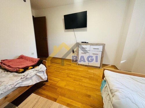 Thumbnail 5951882 - 3