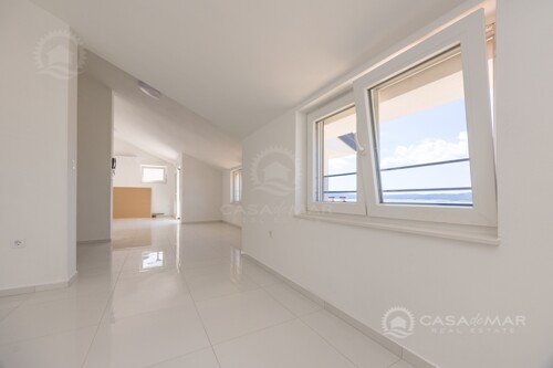 Thumbnail 5959508 - 7