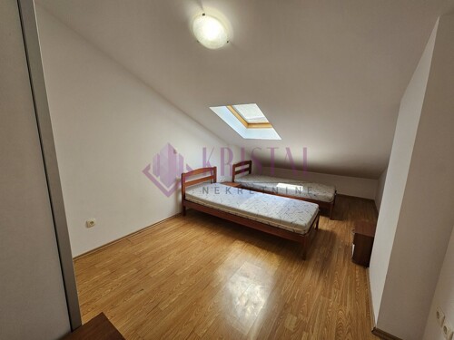 Thumbnail 5960086 - 9