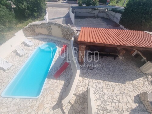 Thumbnail 6024558 - 4