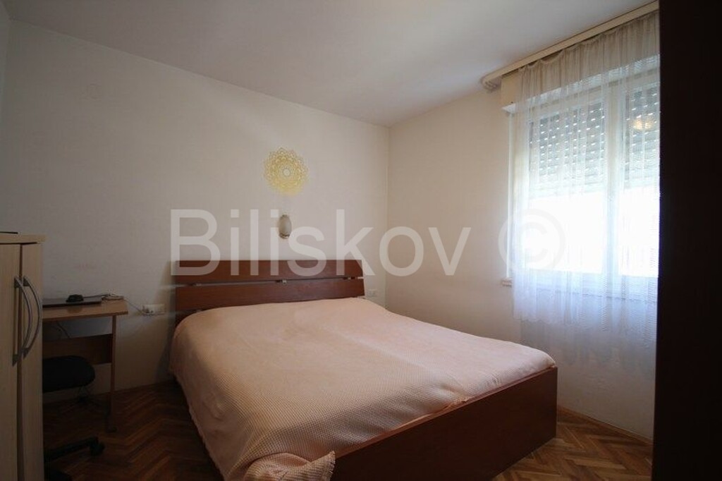 Image 6024600 - 6