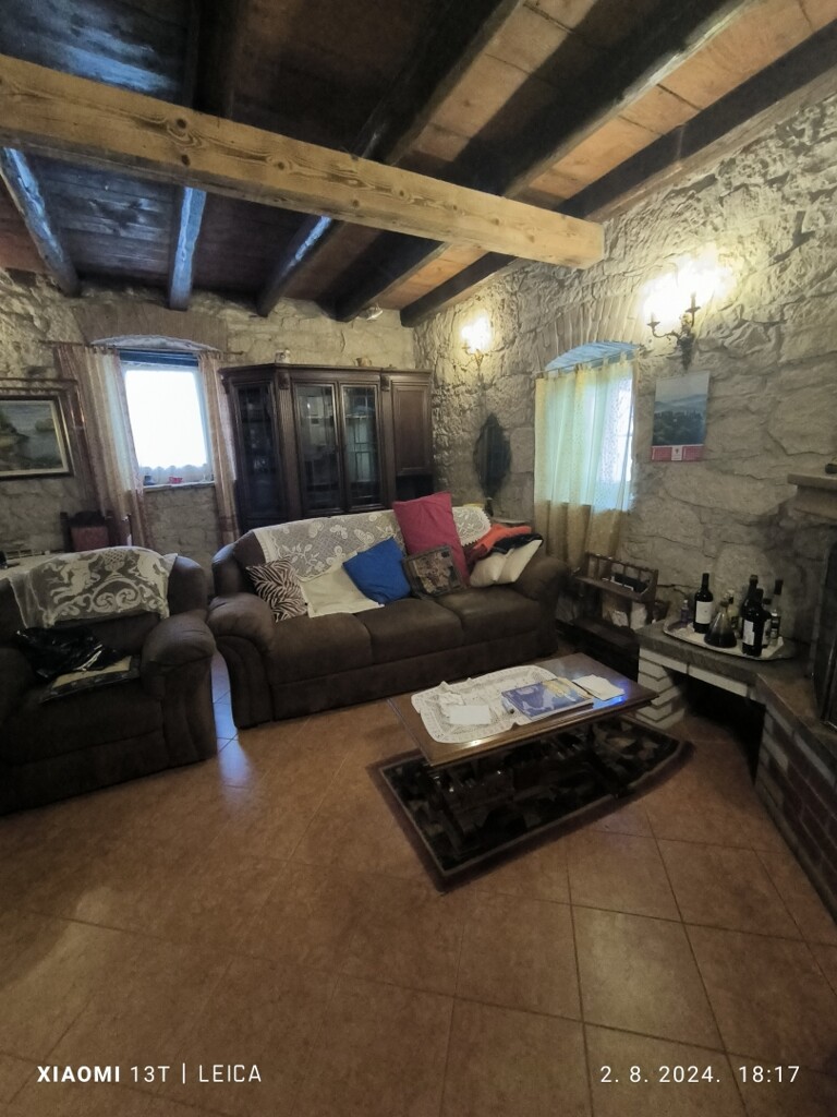 Image 6025455 - 8