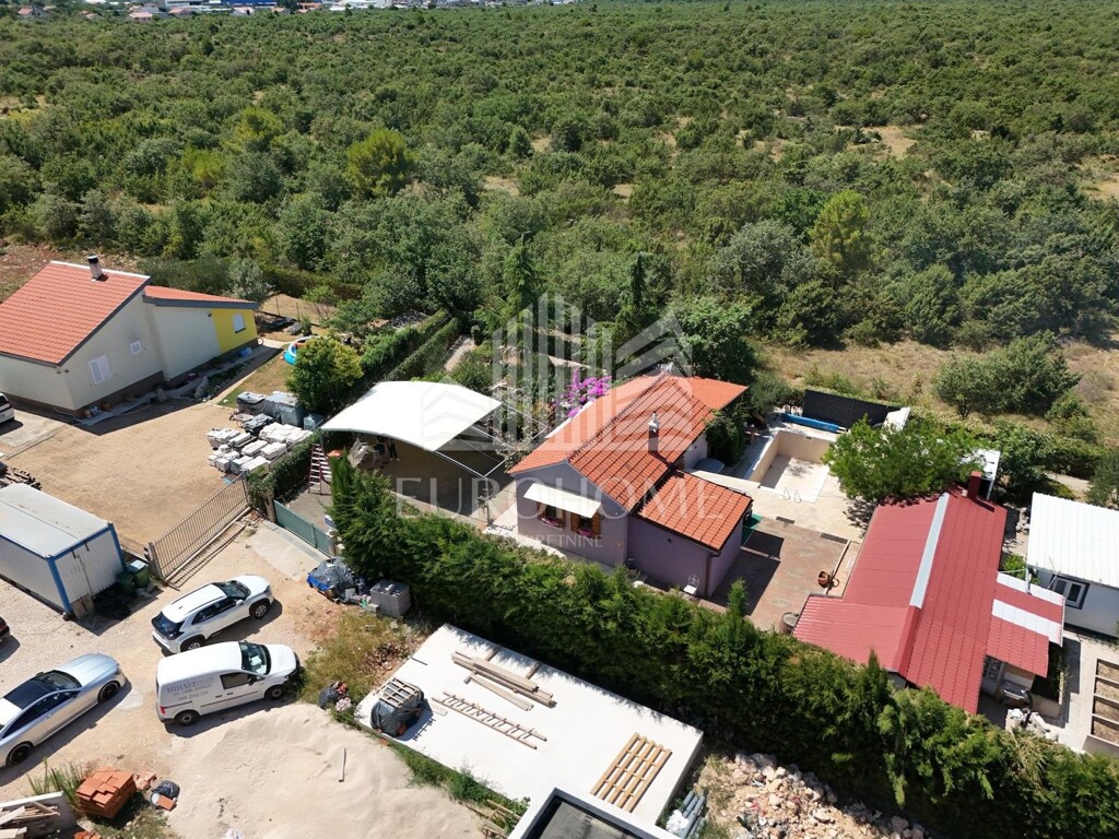 Image 6047594 - 3