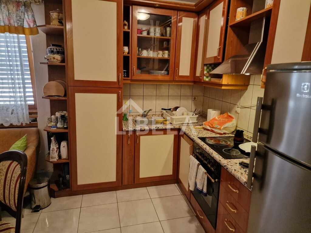 Image 6056467 - 6
