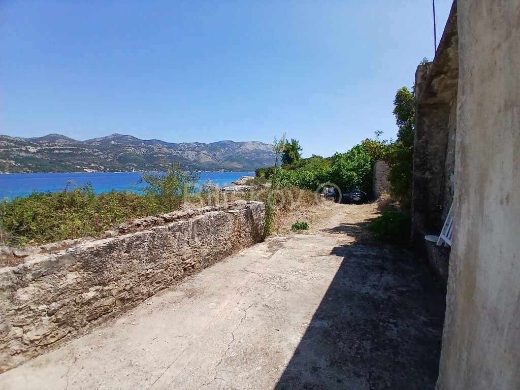 Image 6056986 - 4