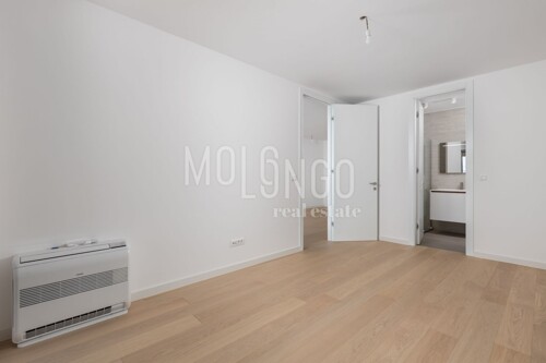 Thumbnail 6057027 - 9