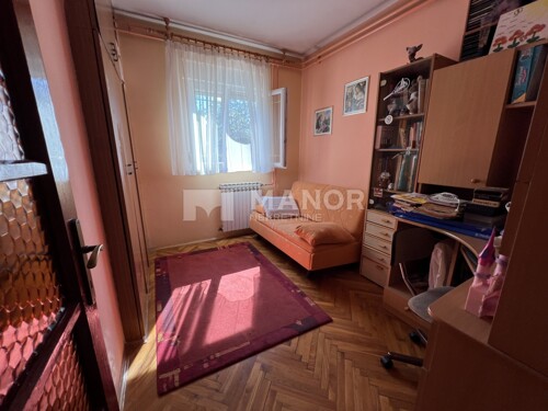 Thumbnail 6062035 - 6