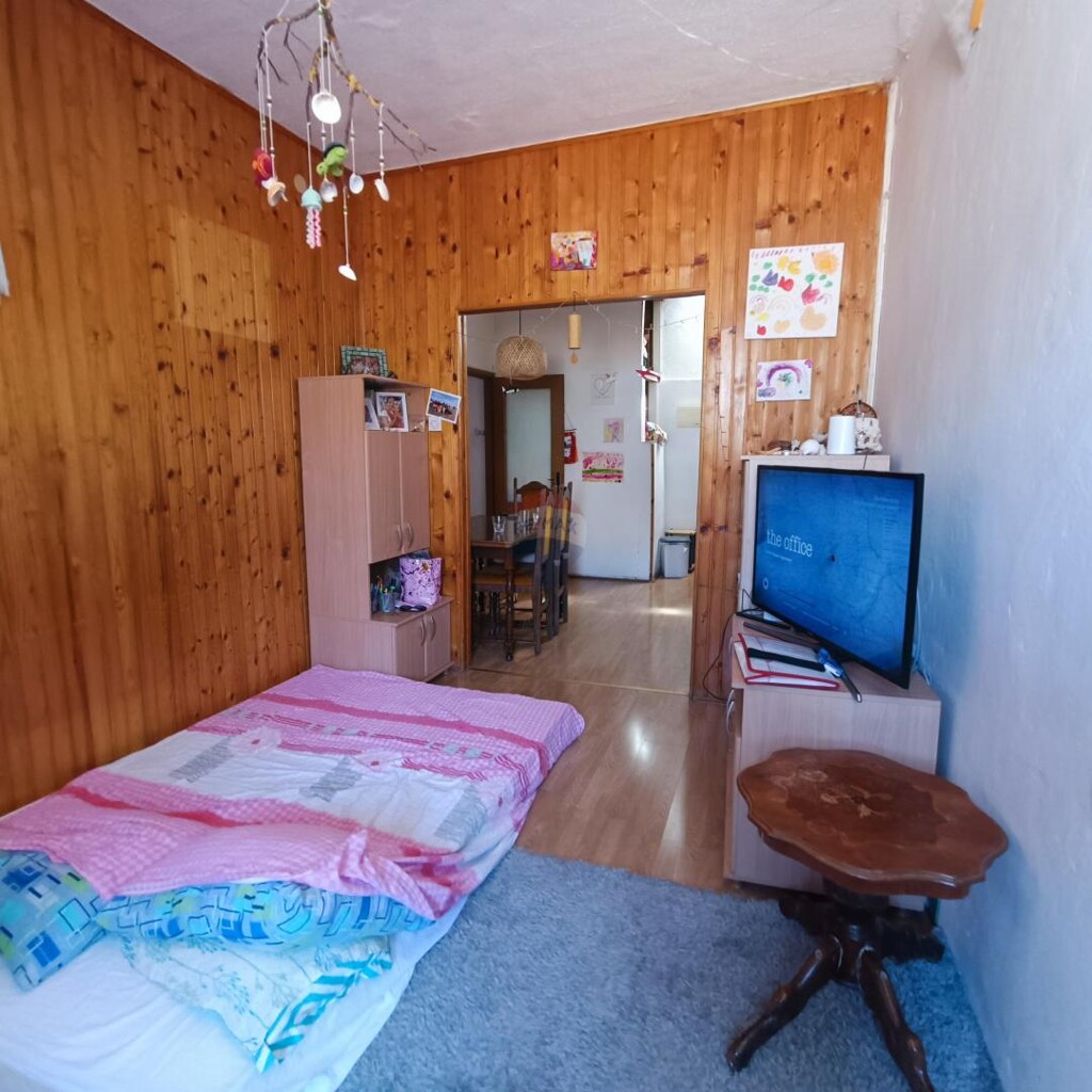 Image 6062832 - 11