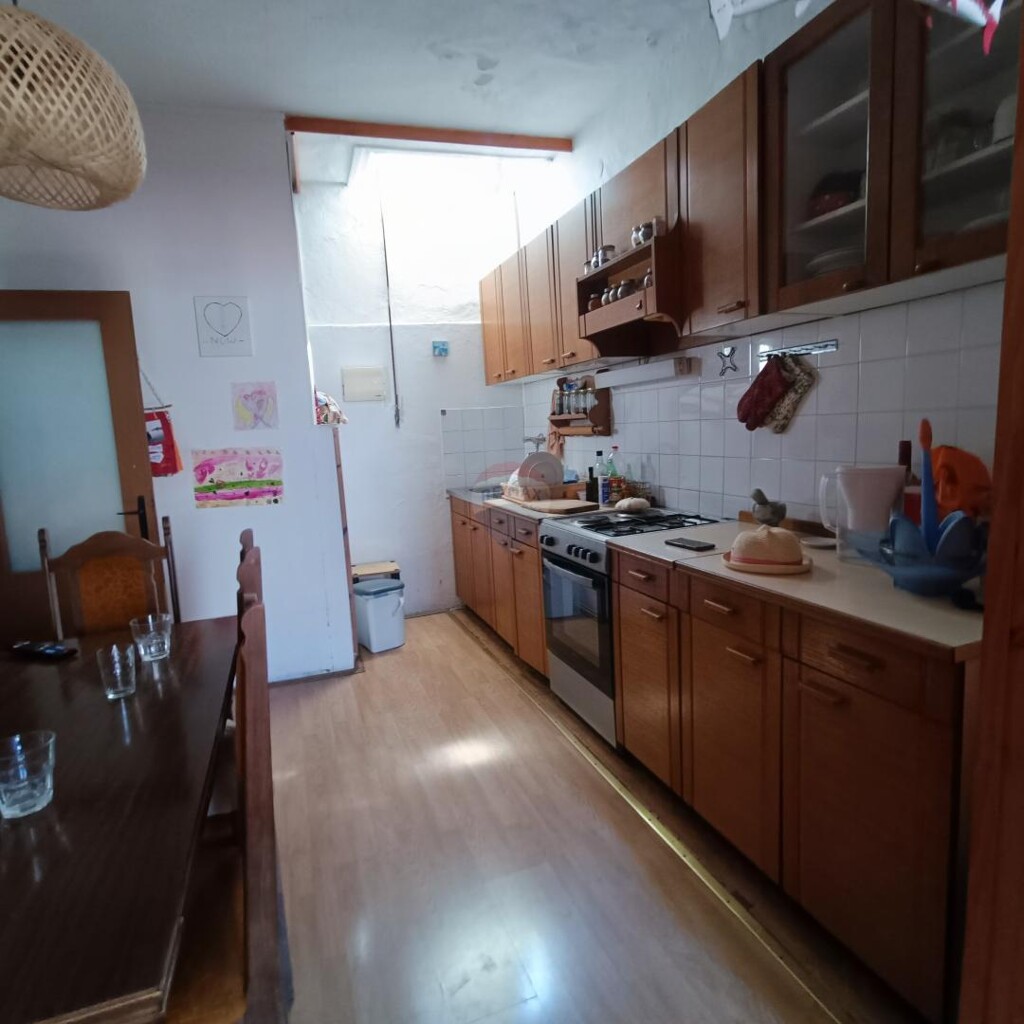Image 6062832 - 5