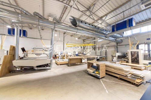 Thumbnail 6063414 - 18