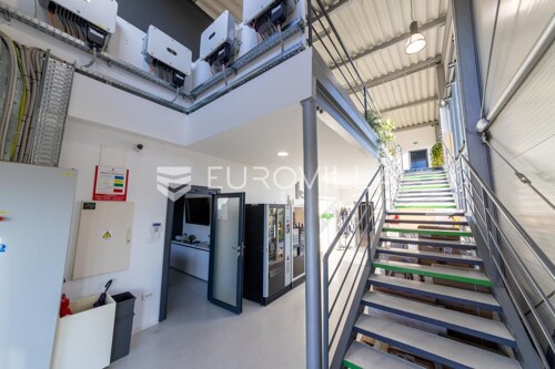 Thumbnail 6063414 - 16