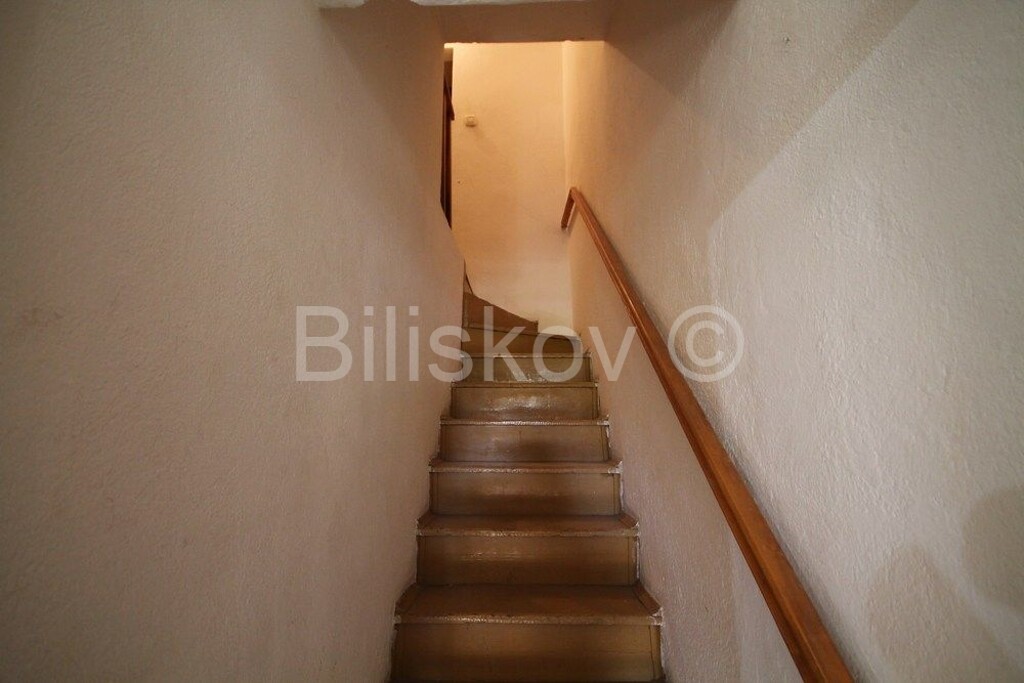 Image 6063462 - 7