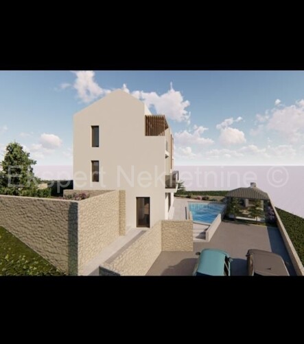 Thumbnail 6063472 - 4