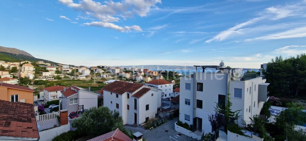 Image 6063477 - 3