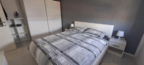 Thumbnail 6065096 - 14