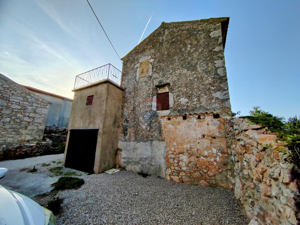 Image 6066515 - 1