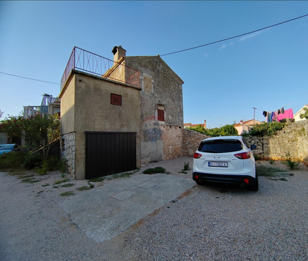 Image 6066515 - 3