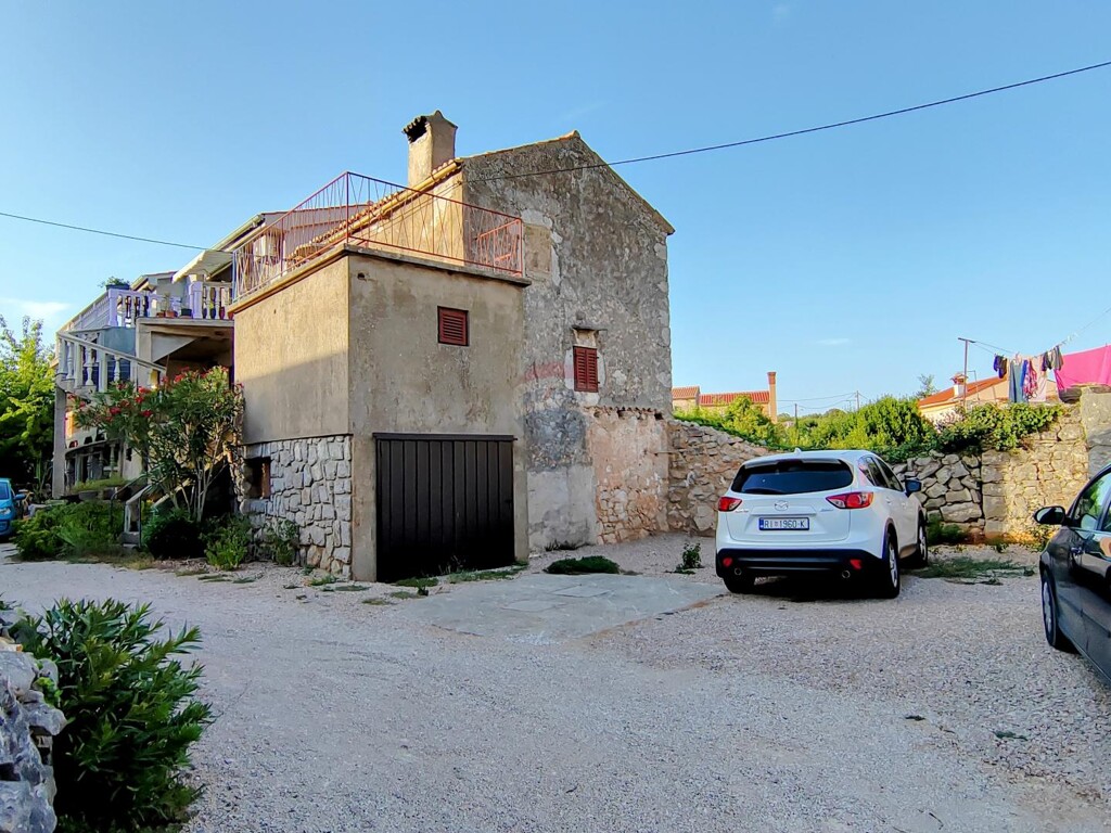 Image 6066515 - 2