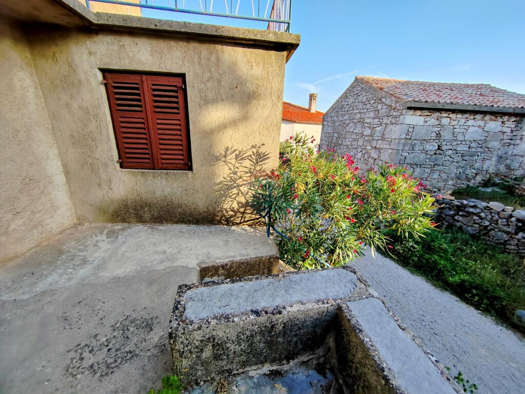 Image 6066515 - 5