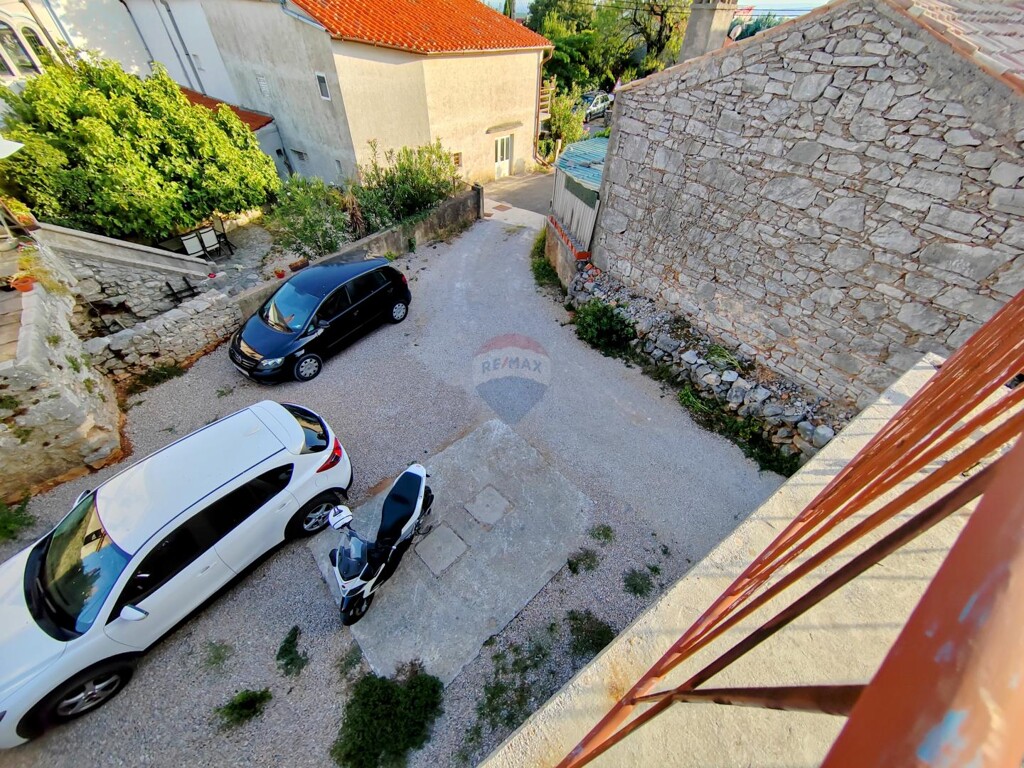 Image 6066515 - 17