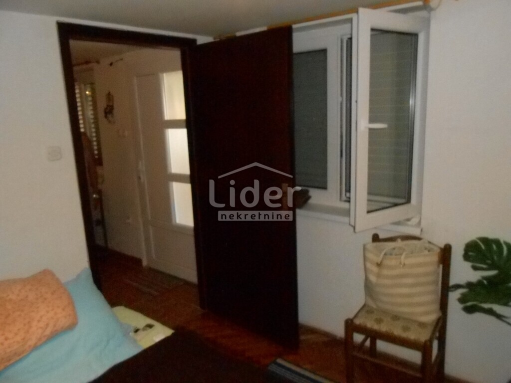 Image 6072901 - 9