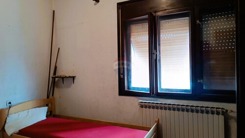 Thumbnail 6073027 - 3