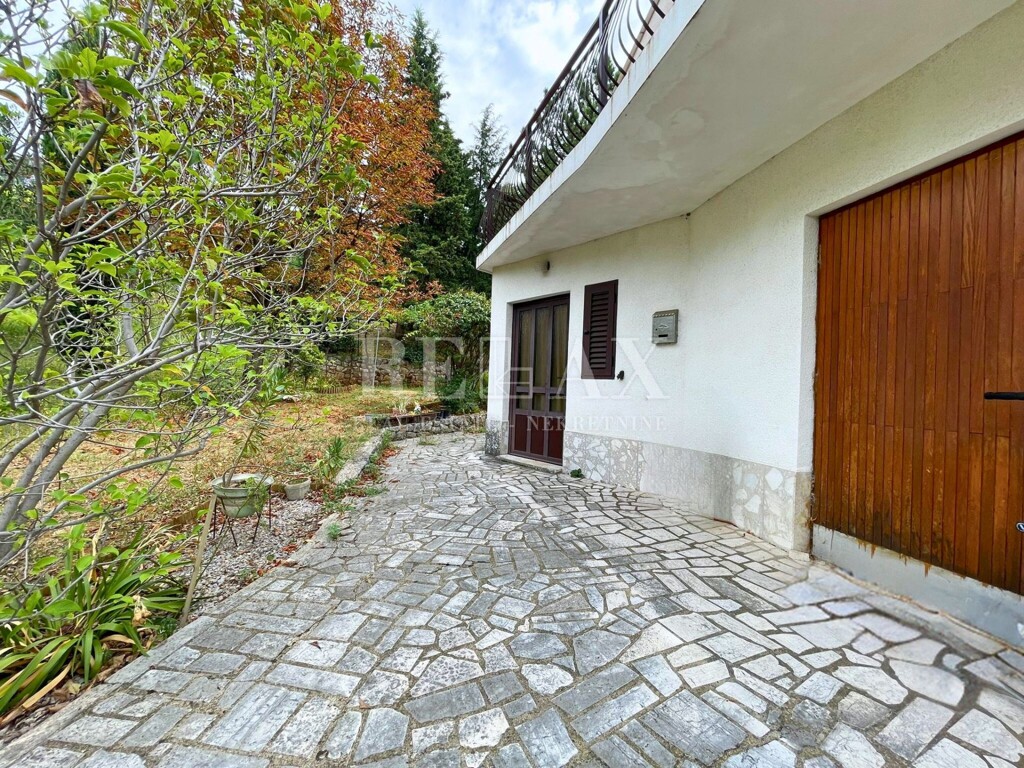 Image 6073736 - 4