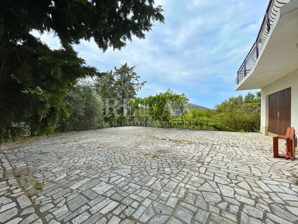Image 6073736 - 3
