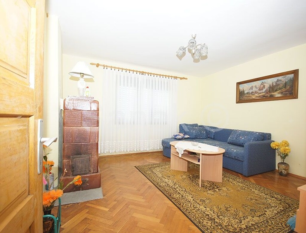 Image 6073783 - 9