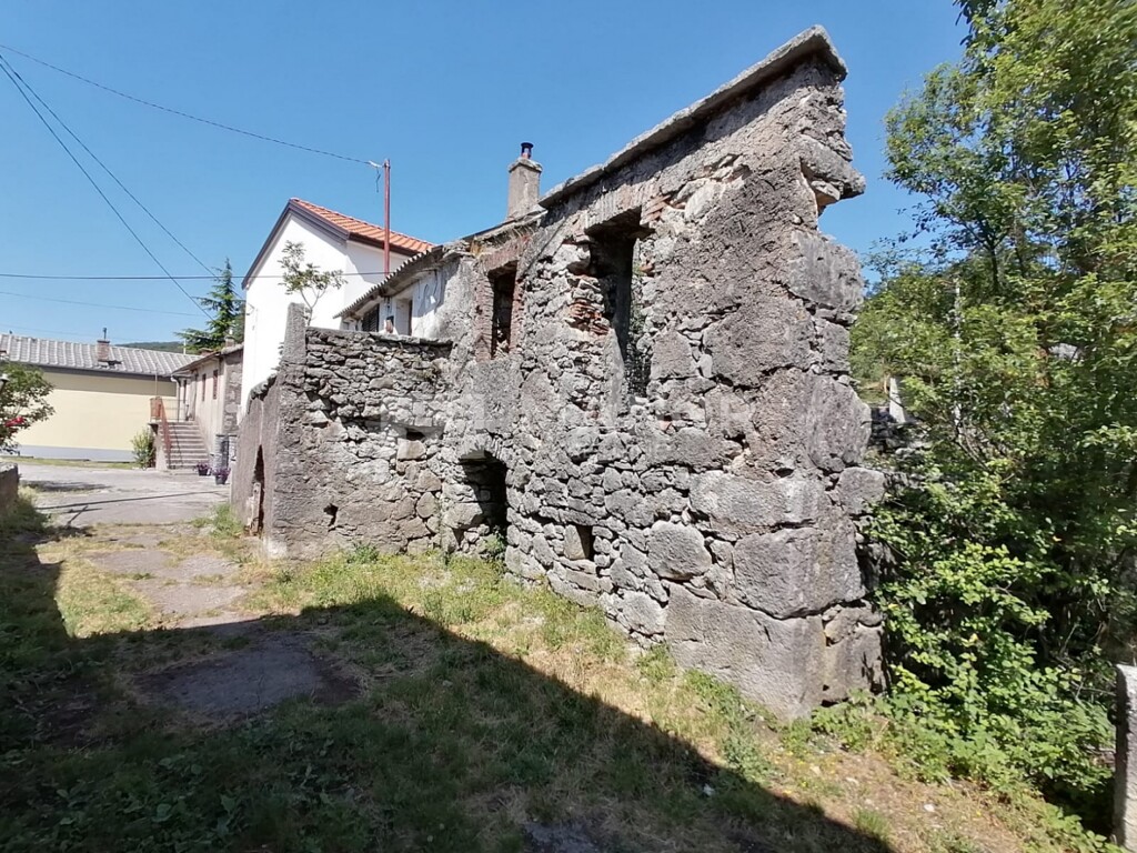 Image 6075291 - 4