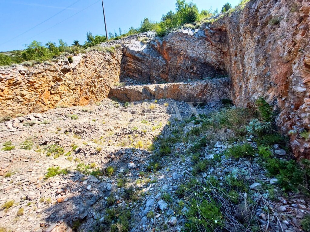 Image 6075998 - 4