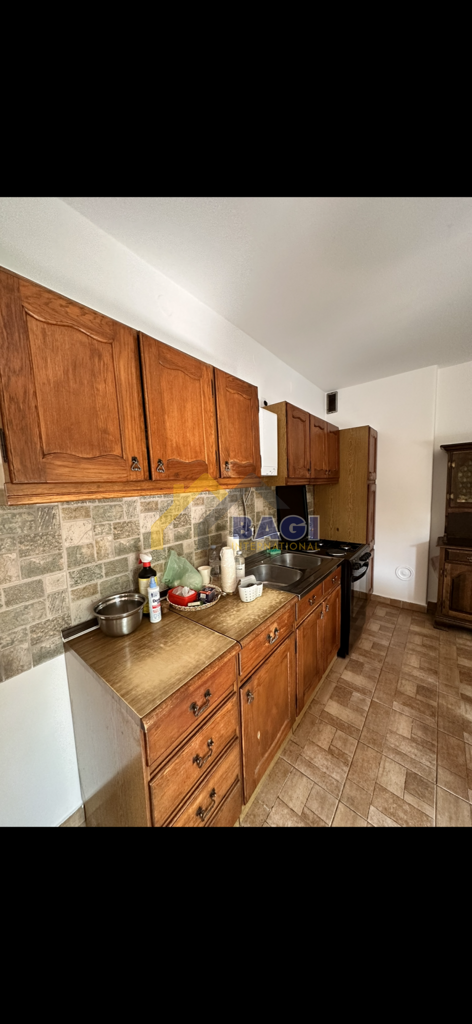 Image 6076789 - 9