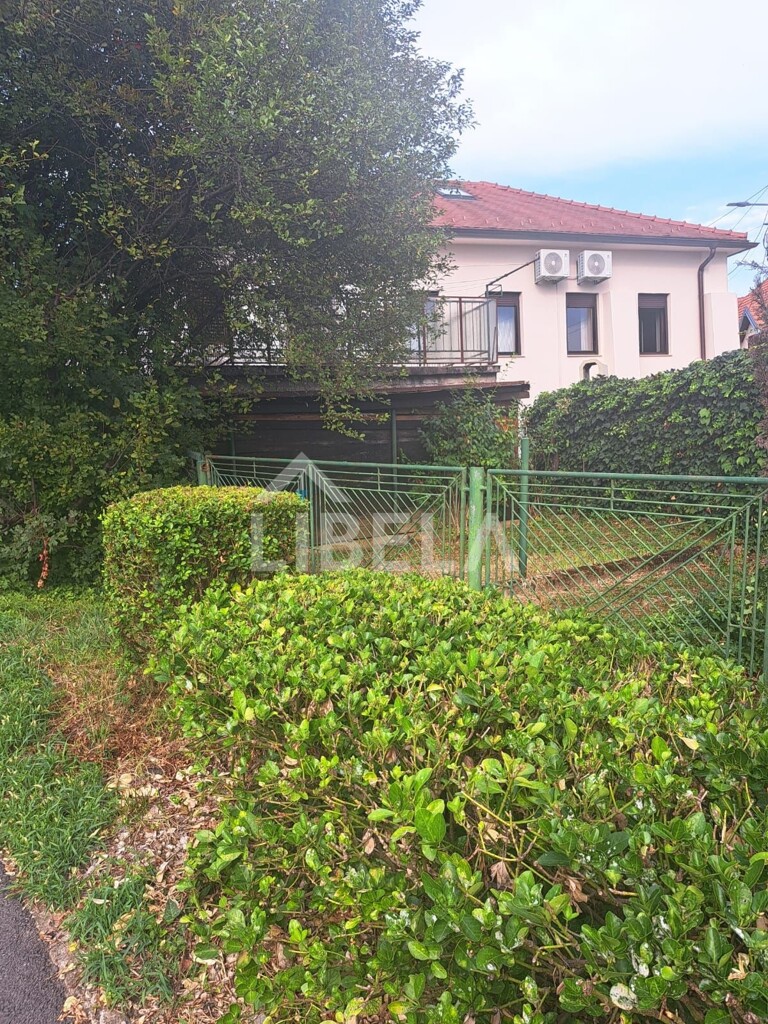 Image 6076820 - 7