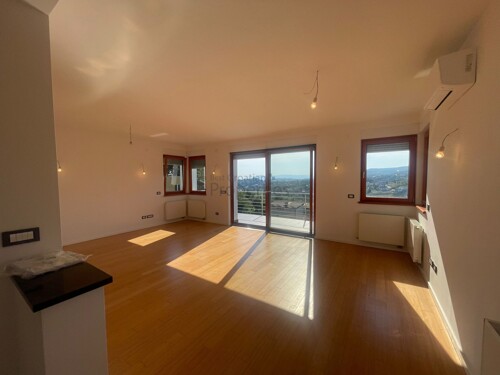 Thumbnail 6079812 - 7