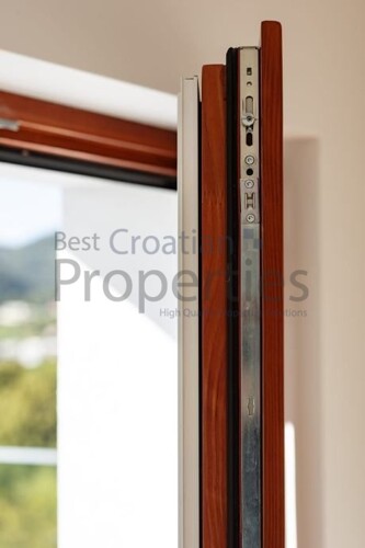 Thumbnail 6079812 - 26