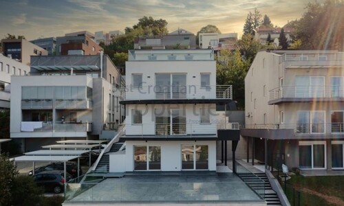 Thumbnail 6079812 - 6