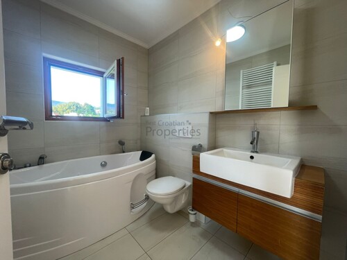 Thumbnail 6079812 - 14