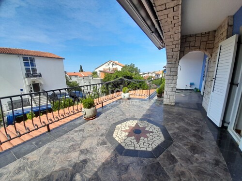 Thumbnail 6082432 - 21