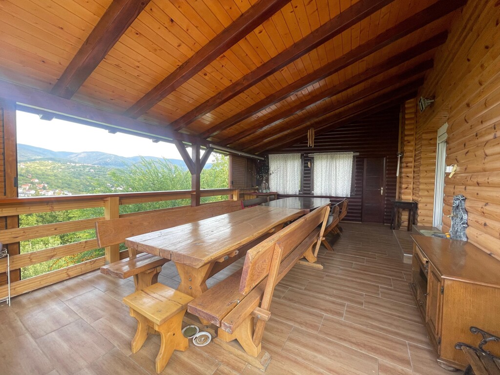 Image 6083483 - 8