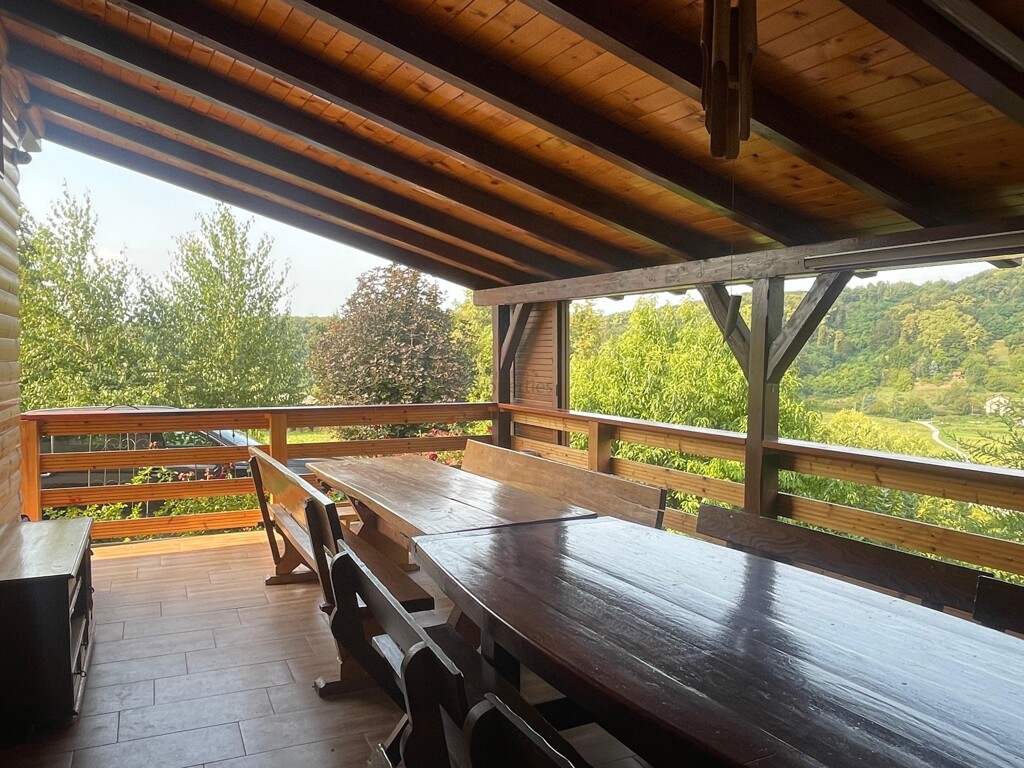 Image 6083483 - 7