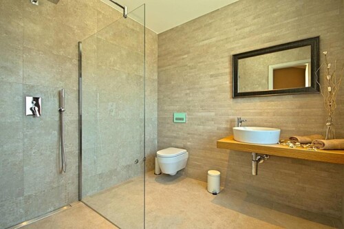 Thumbnail 6083550 - 8