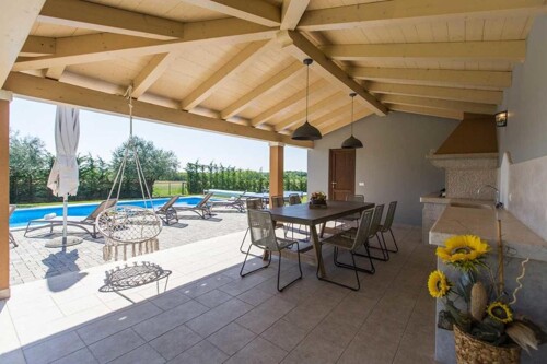 Thumbnail 6083550 - 6