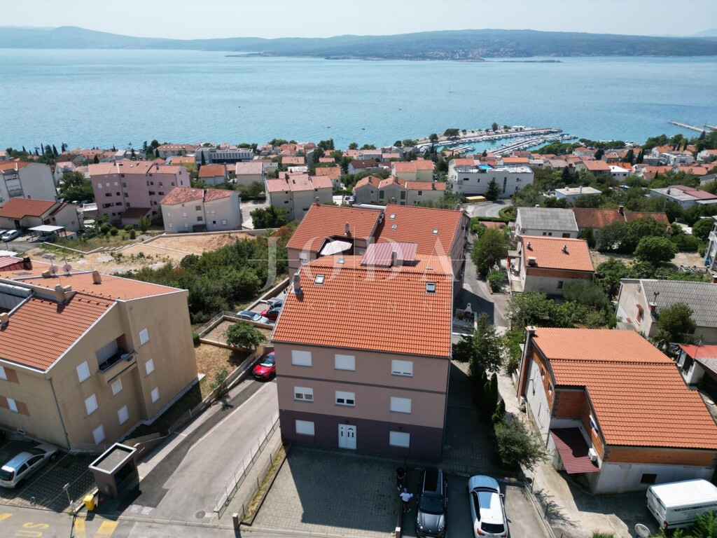 Image 6083829 - 2
