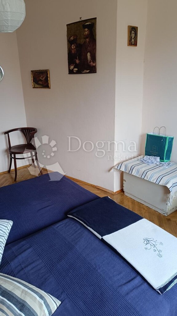 Image 6083900 - 7