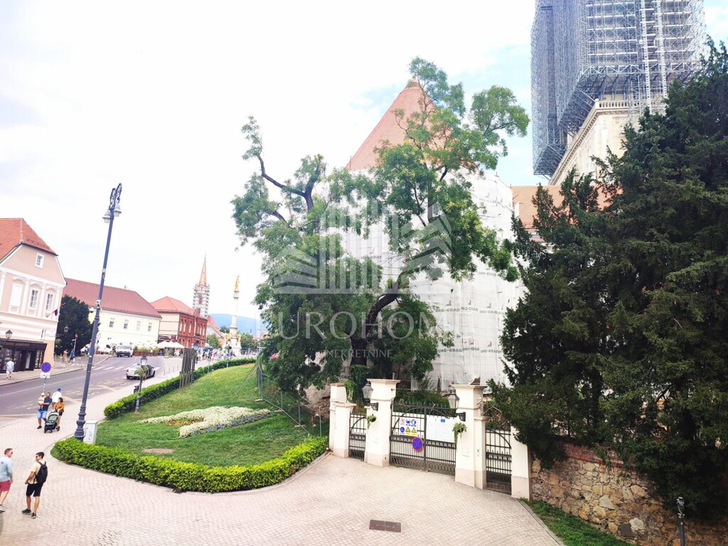 Image 6083940 - 10
