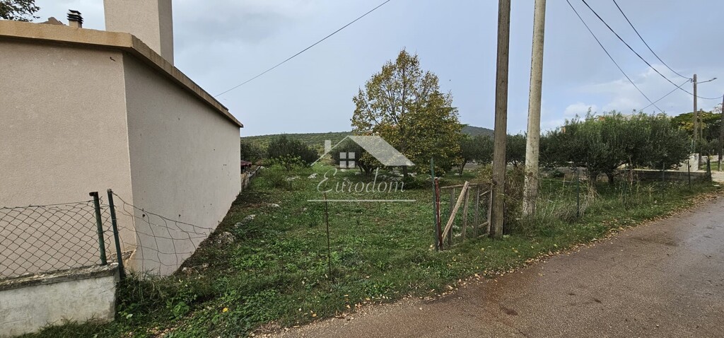 Image 6084221 - 2