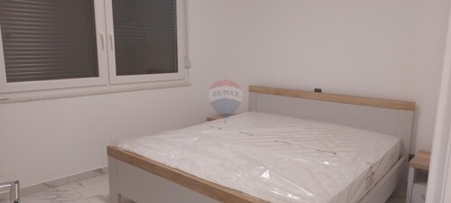Thumbnail 6084629 - 8