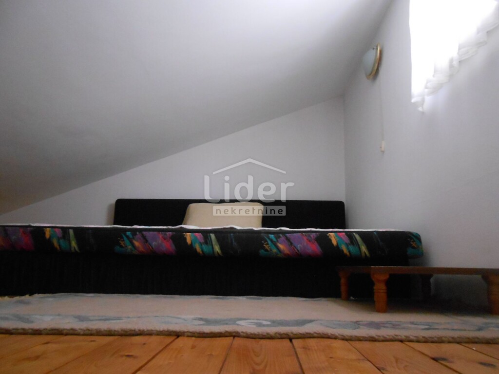 Image 6085342 - 4