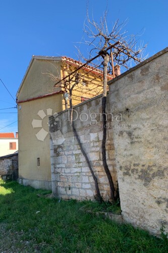 Thumbnail 6085359 - 10