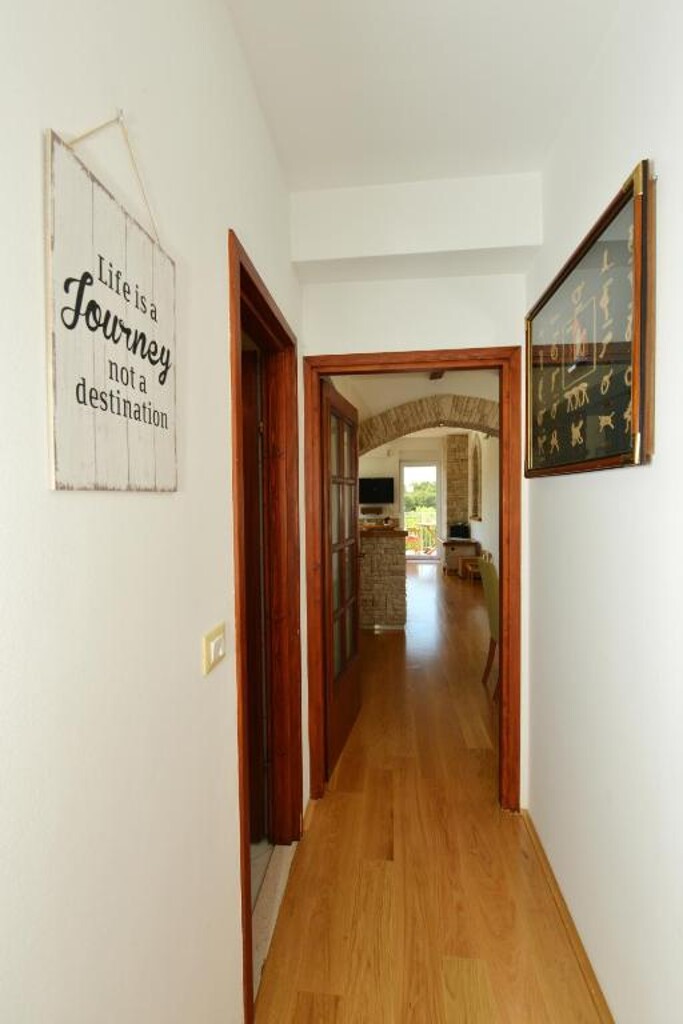 Image 6085656 - 16